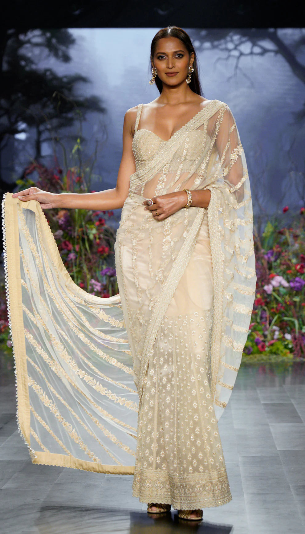 Almond Beige Tulle Saree