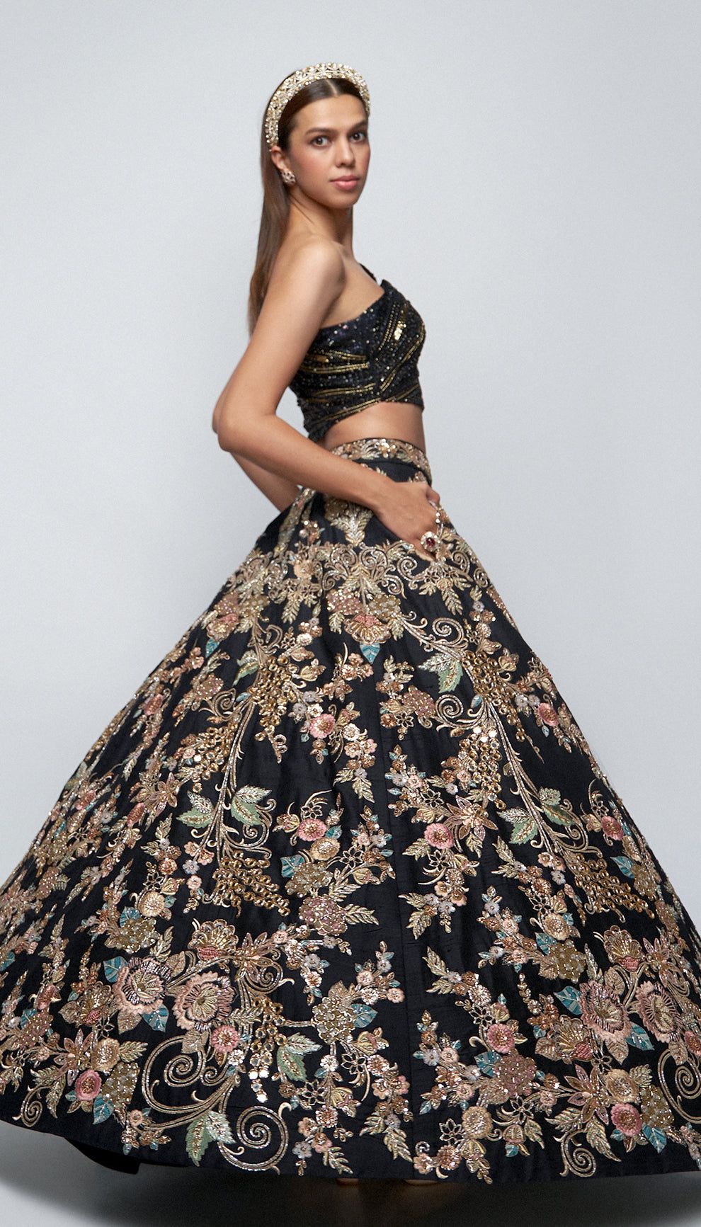 The les fleur lehenga